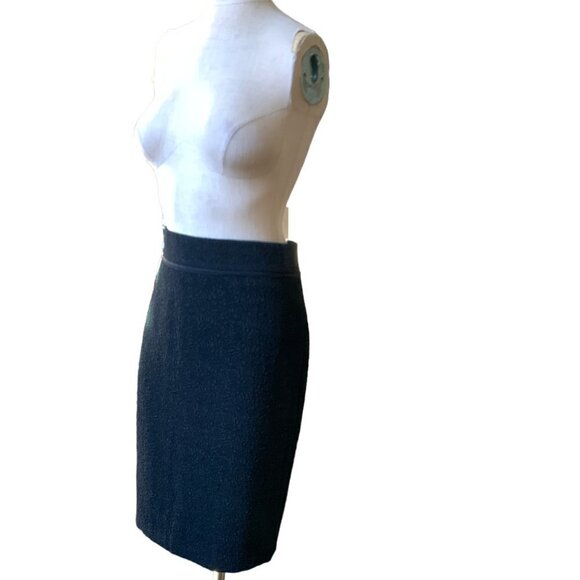 Ann Taylor Black Pencil Skirt Back Zipper Sz 6 B #36D - Picture 5 of 7